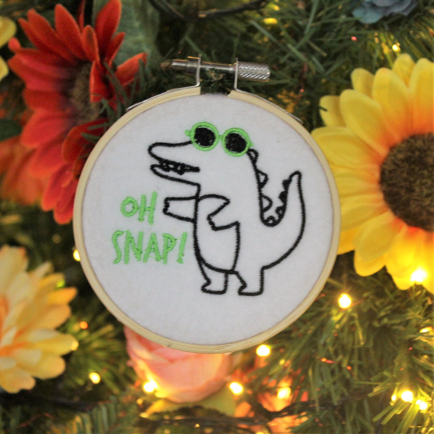 Crocodile Machine Stitched Hoop great for Birthdays,Fathers Day,Girlfriend,Boyfriend,Mum,Sister,neighbour, a unique and different gift.