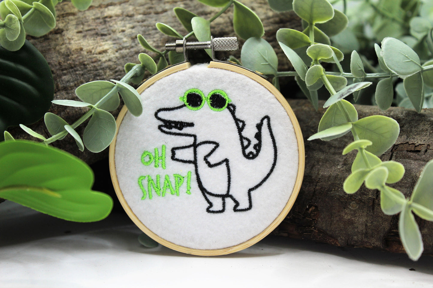 Crocodile Machine Stitched Hoop great for Birthdays,Fathers Day,Girlfriend,Boyfriend,Mum,Sister,neighbour, a unique and different gift.