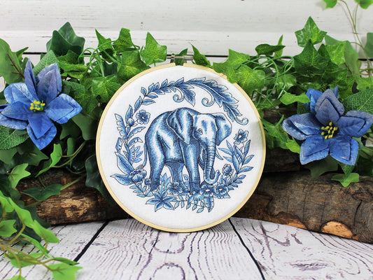 Delft Blue Elephant Hoop, African Elephant, Gift for Mum, Safari Wall Deco, Elephant Lovers Gift, Safari Themed Gift, Fathers Day Gift