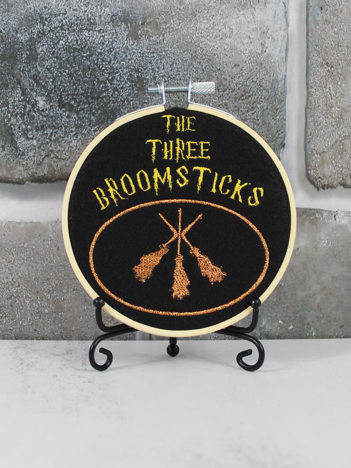 Harry Potter The Three Broomsticks Sign, Embordered Hoop, Hanging Ornament, Wizard Sign, Movie Gift, Harry Potter Film, Birthday Gift