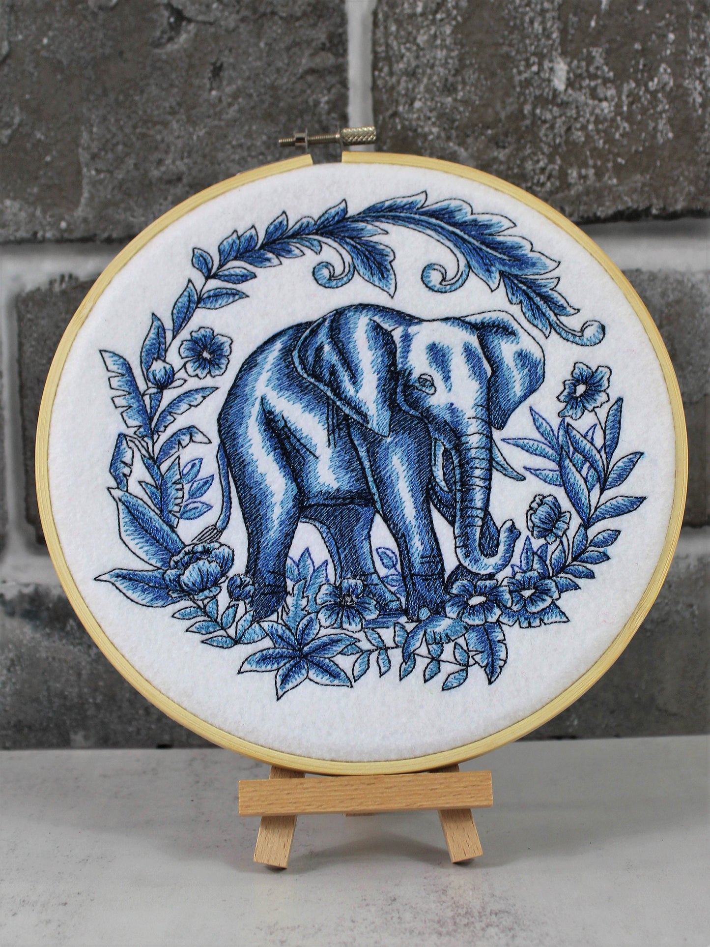 Delft Blue Elephant Hoop, African Elephant, Gift for Mum, Safari Wall Deco, Elephant Lovers Gift, Safari Themed Gift, Fathers Day Gift