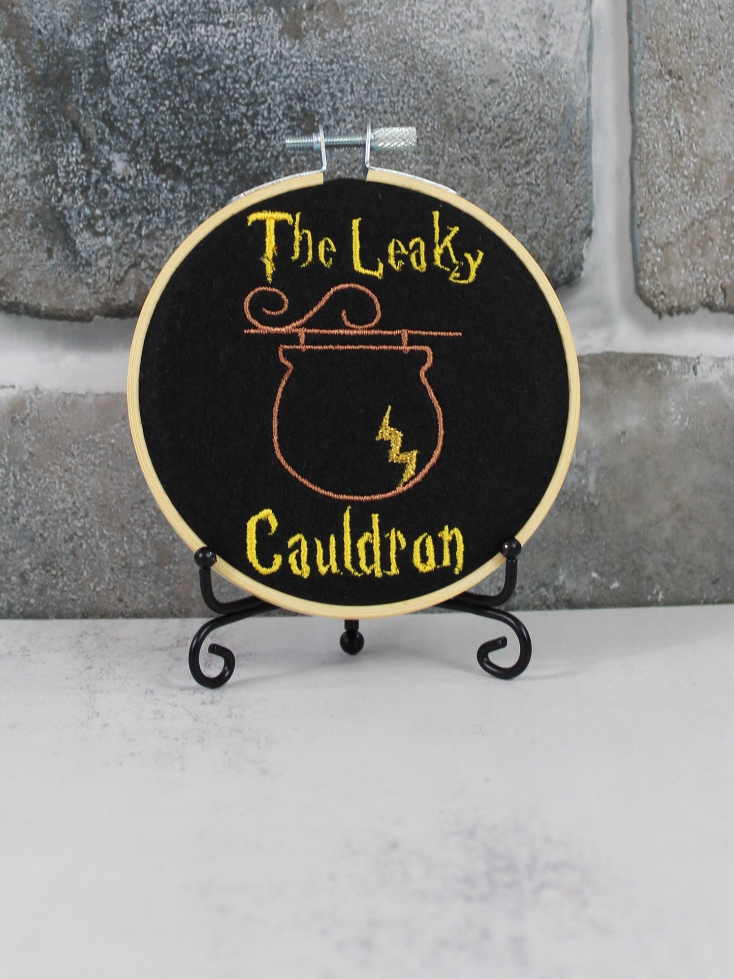 Harry Potter the Leaky Cauldron Sign,  Embordered Art Hoop, Christmas Tree Ornament, Wizard Sign, Movie Gift, Harry Potter Film Decoration