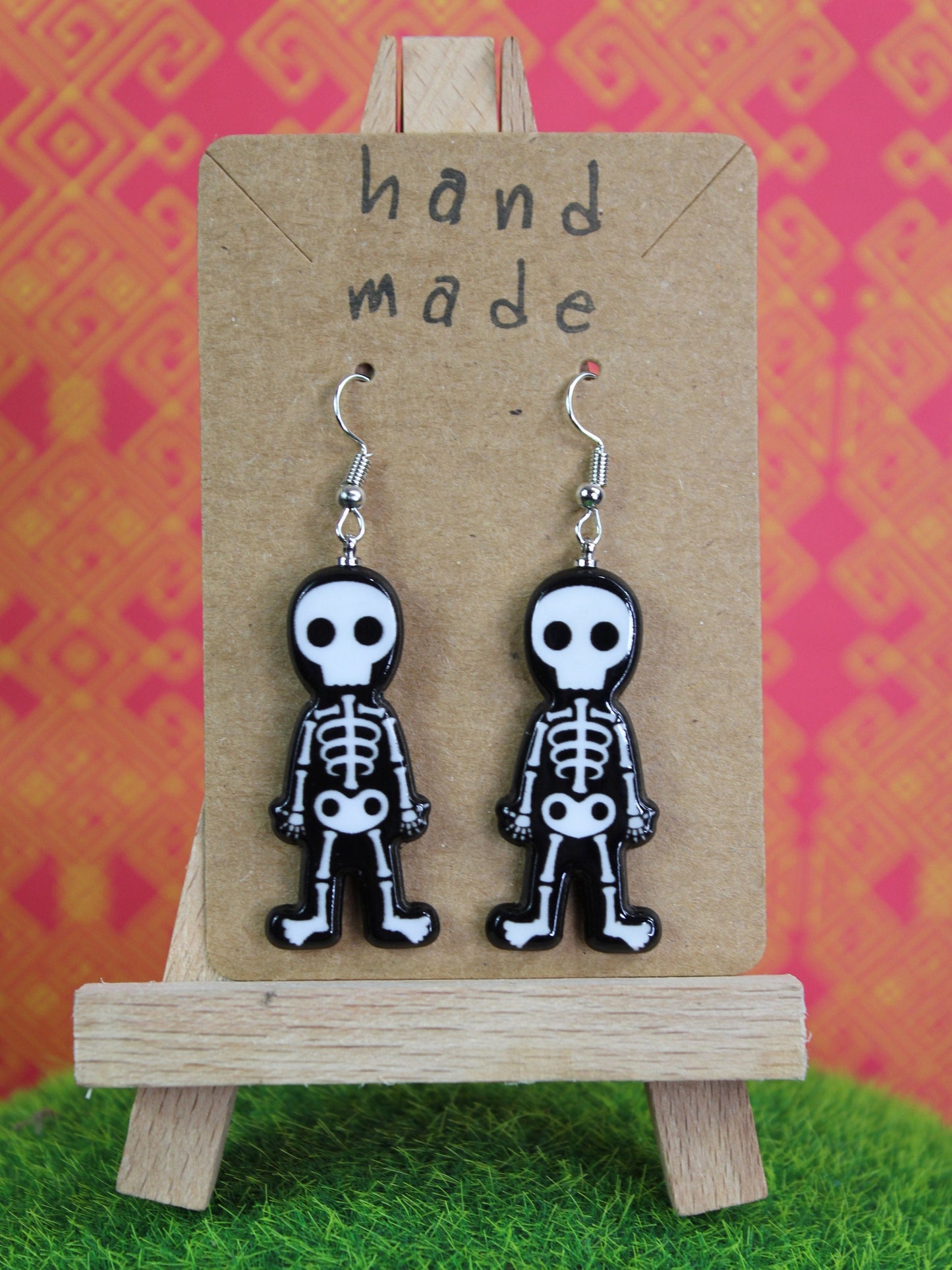 Skeleton Earrings, Spook Earrings, Skull Earrings, Gothic Earrings, Day of the Dead Earrings, Cosplay Earrings, Spooky Accessories