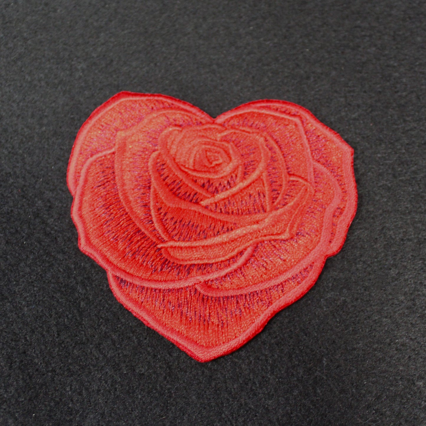 Heart Rose Clothing Patch, Floral Applique, Sew-on Patch, Embroidered Patch, DIY Fashion, Clothing Decoration, Christmas Rose